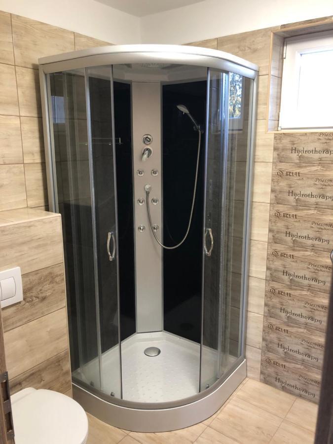 Elvira Vendeghaz Apartment Kisbodak Екстериор снимка