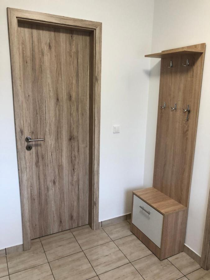 Elvira Vendeghaz Apartment Kisbodak Екстериор снимка