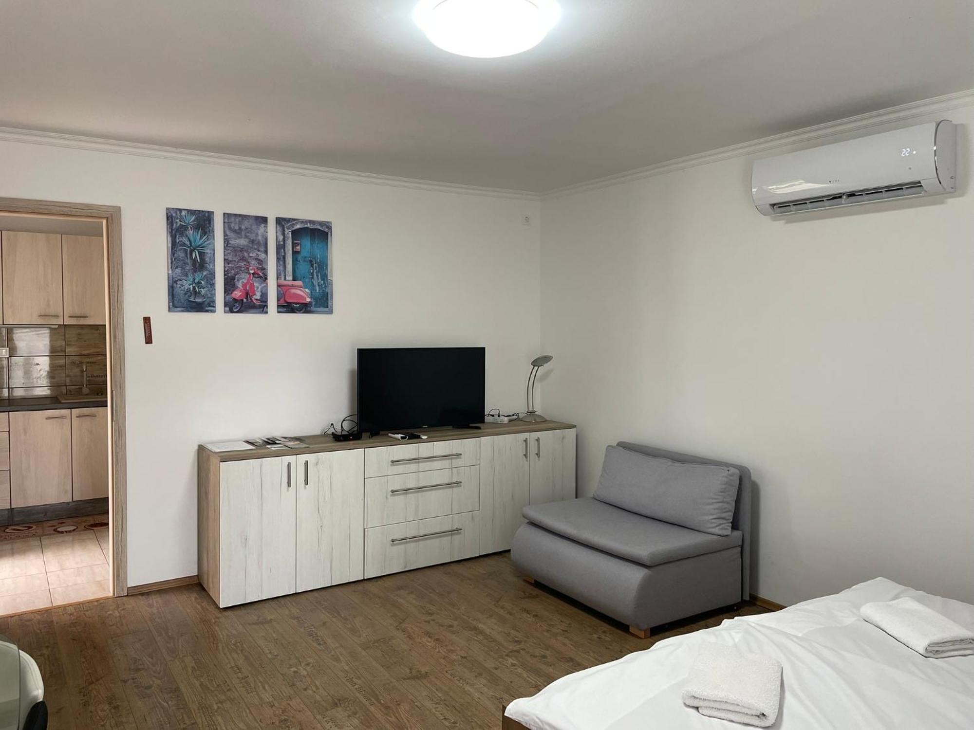 Elvira Vendeghaz Apartment Kisbodak Екстериор снимка