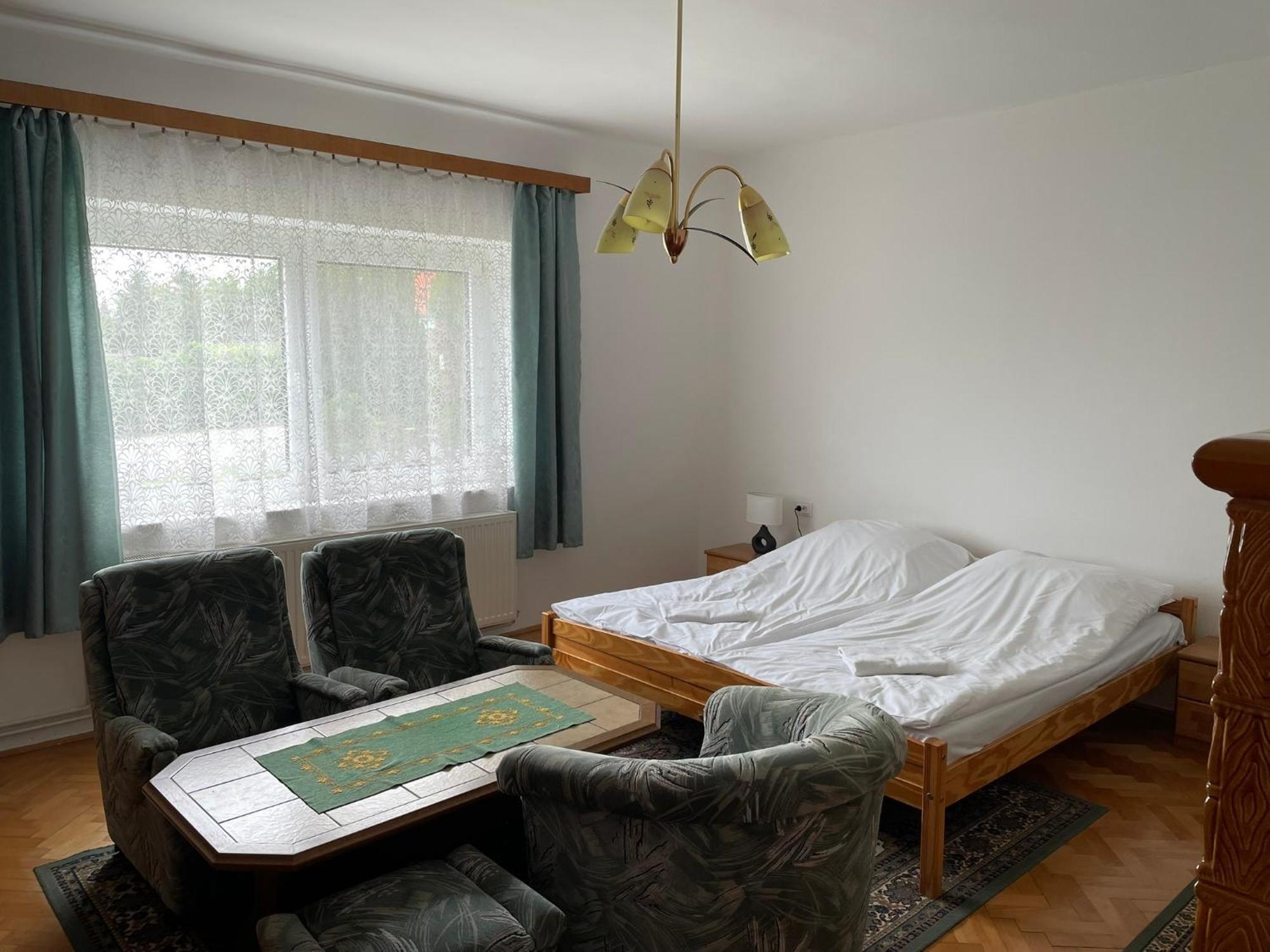 Elvira Vendeghaz Apartment Kisbodak Екстериор снимка